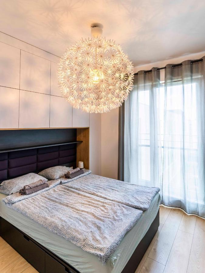 First -- Green Zoliborz Apartment 2 Warszawa Eksteriør bilde